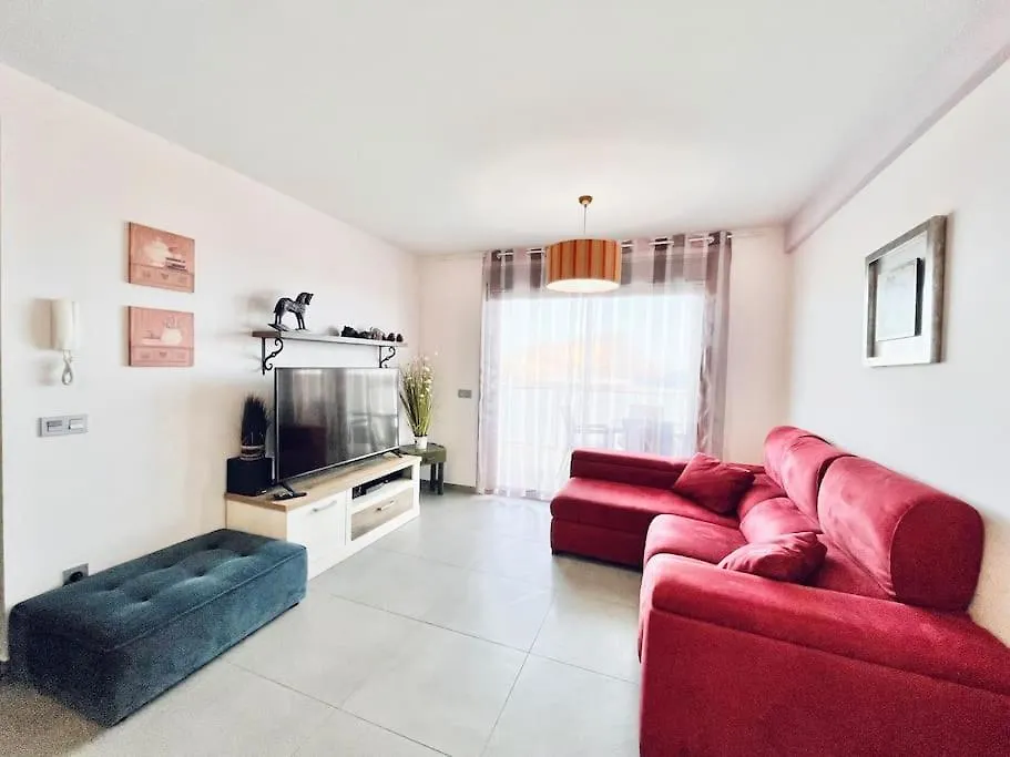 Sea View 2-Bedrooms Apartment Ла-Техита