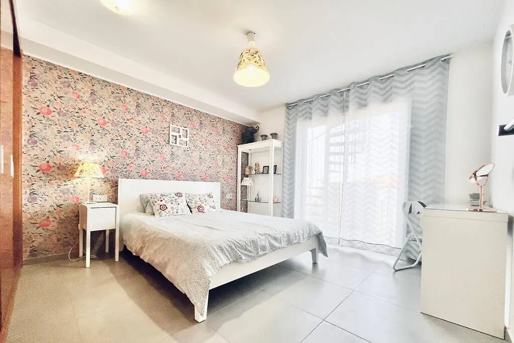 Sea View 2-Bedrooms Apartment Ла-Техита